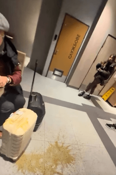 Кофе, пролитый в Макдональдсе Ссора в Макдональдсе